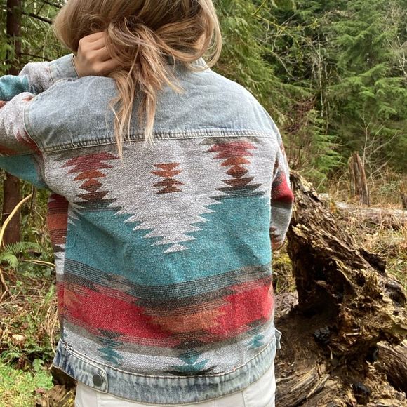 💖HP💖 ONLY 1 LEFT!! Denim Tribal Jacket - Picture 2 of 3